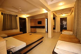 Hotel Sai Gurusthan, Shirdi 2